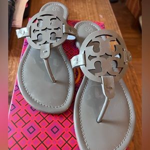 EUC Tory Burch Miller Sandal, size 10, gray patent.